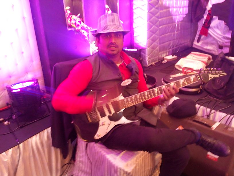 indian guitar players Giza Egypt